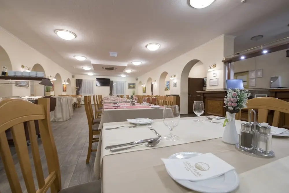 Land-Plan Hotel
