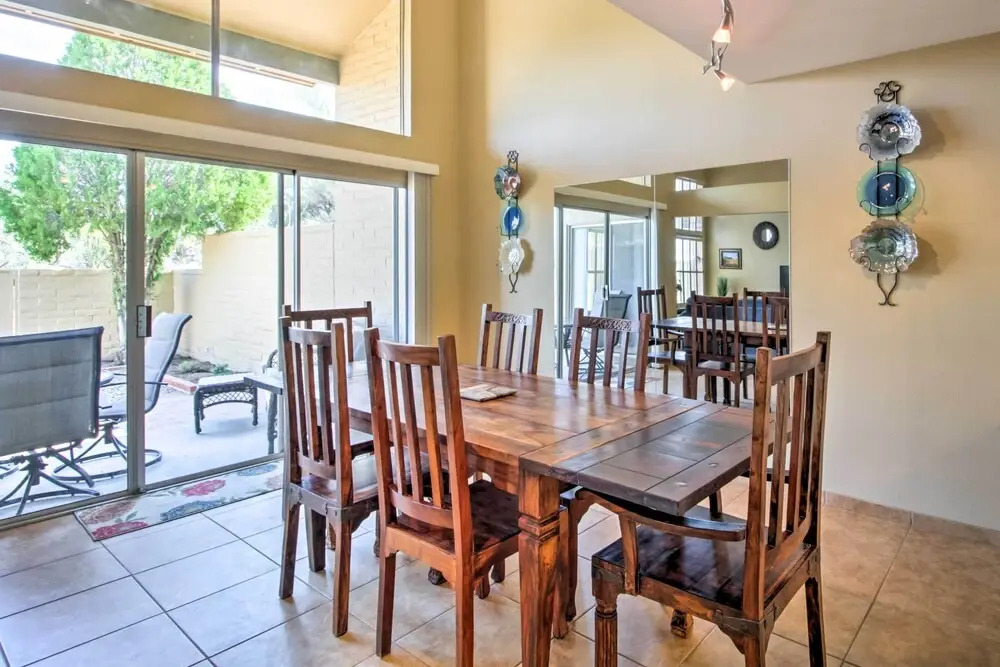Ideal Getaway w/ Patio & Pool Access - Near Hiking