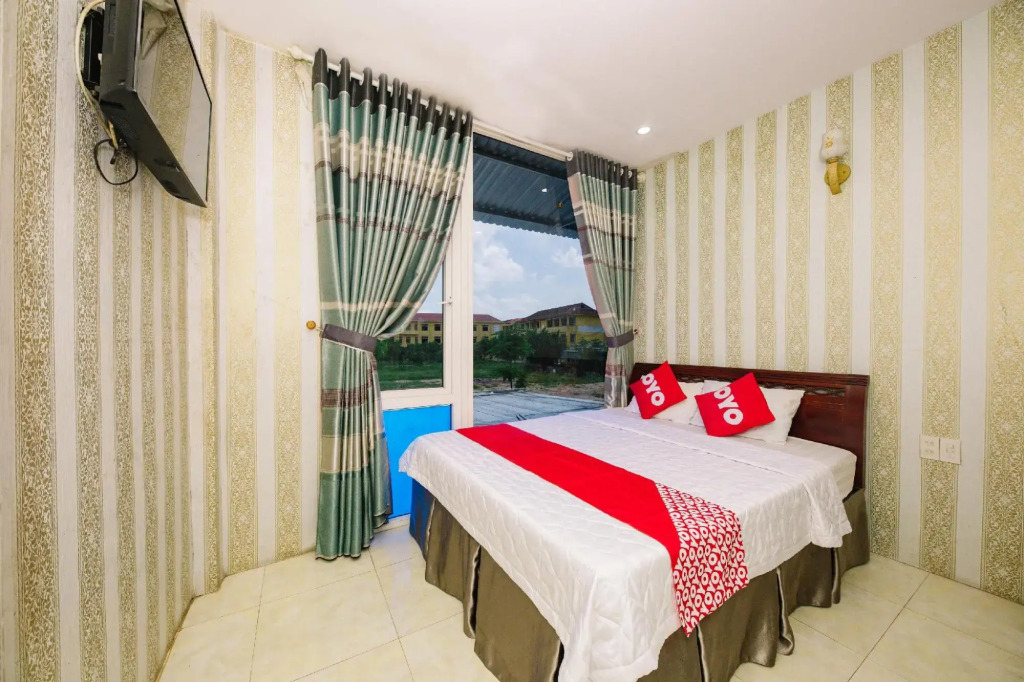 Ngoc Lan Motel by OYO Rooms