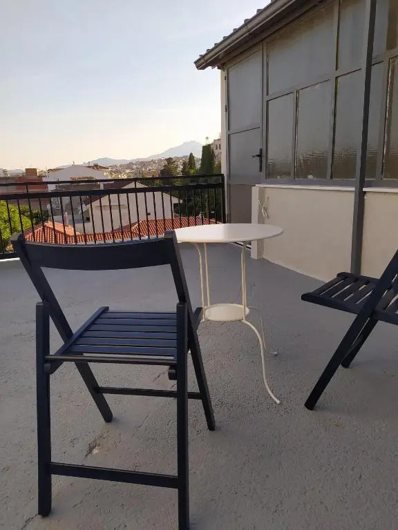 Golden View Suite