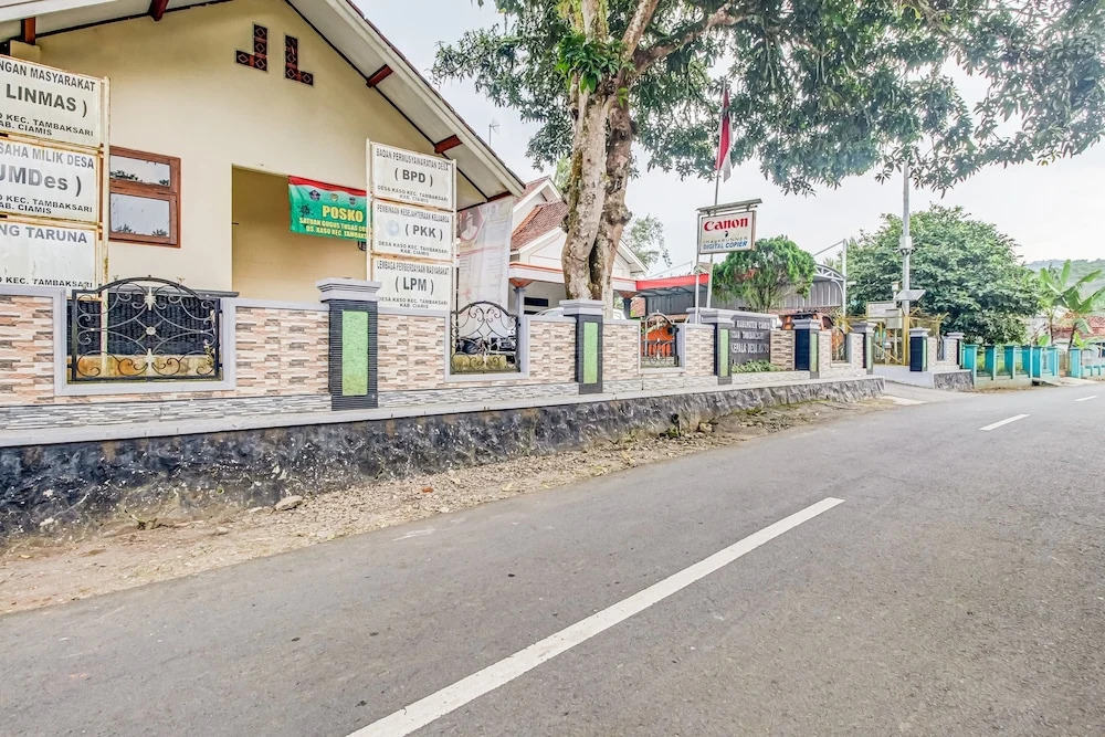 Hotel O Desa Wisata Kaso Near Kantor Kepala Desa Kaso