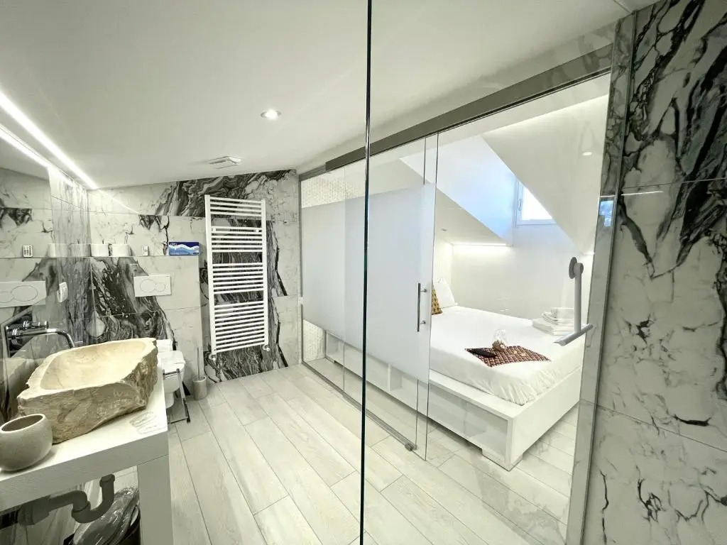 Mariarosa Suites