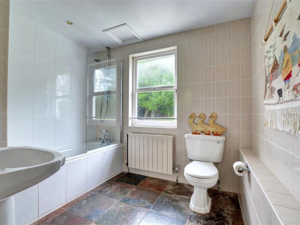 Modern Holiday Home in Padstow With Garden