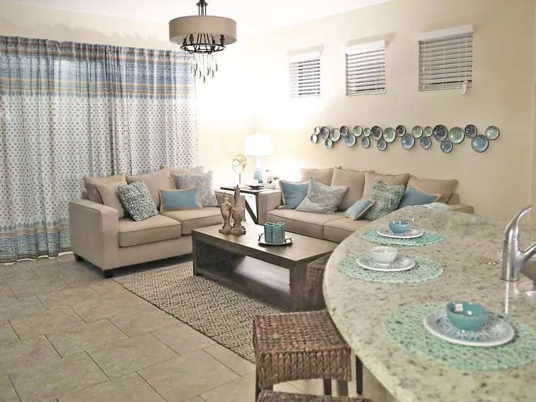 Villa Sunny Solterra Oak