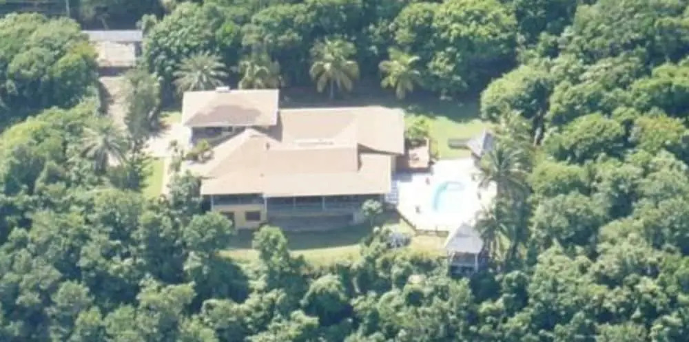 Cliff Top Château