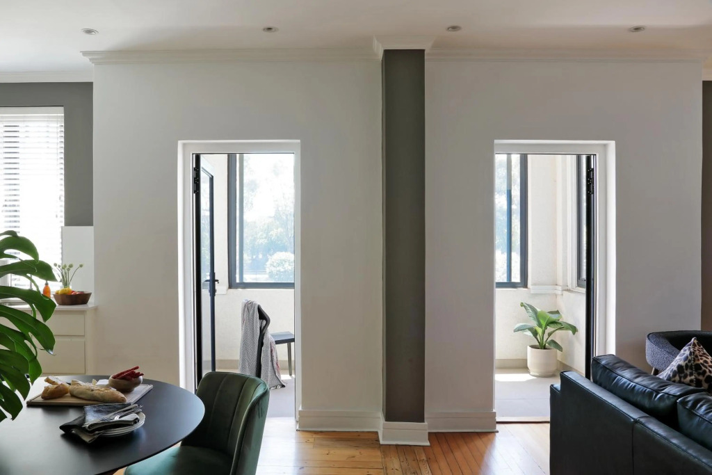 Warwick Mansions 1