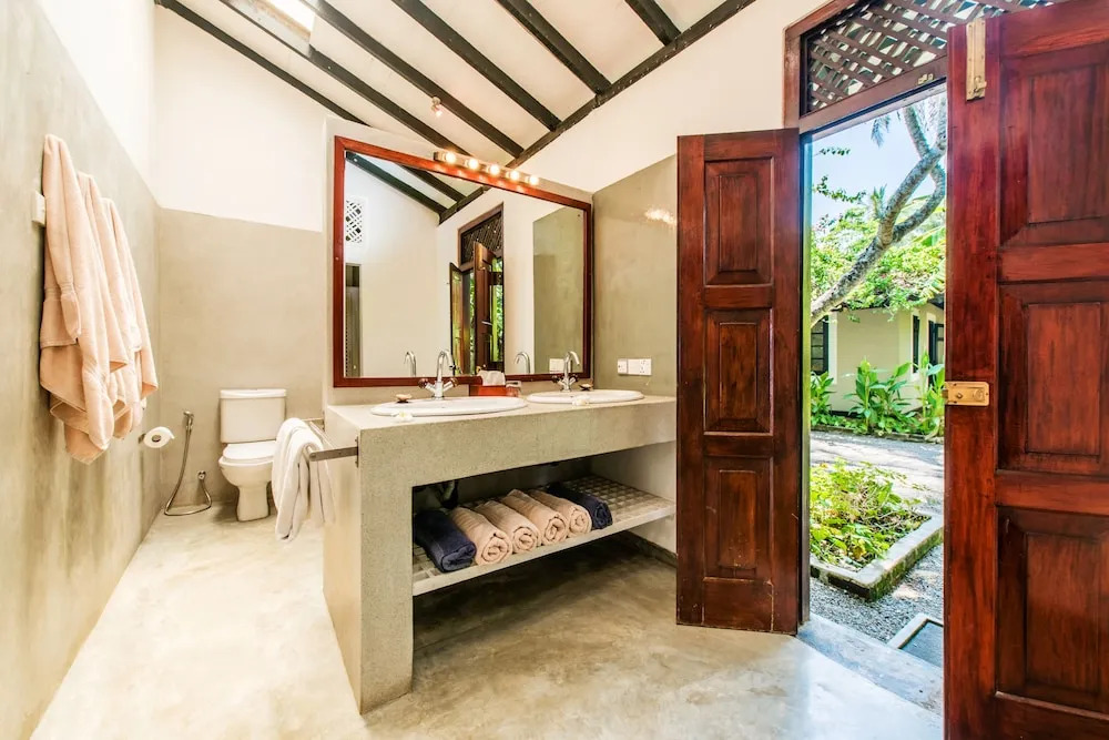 Apa Villa Thalpe