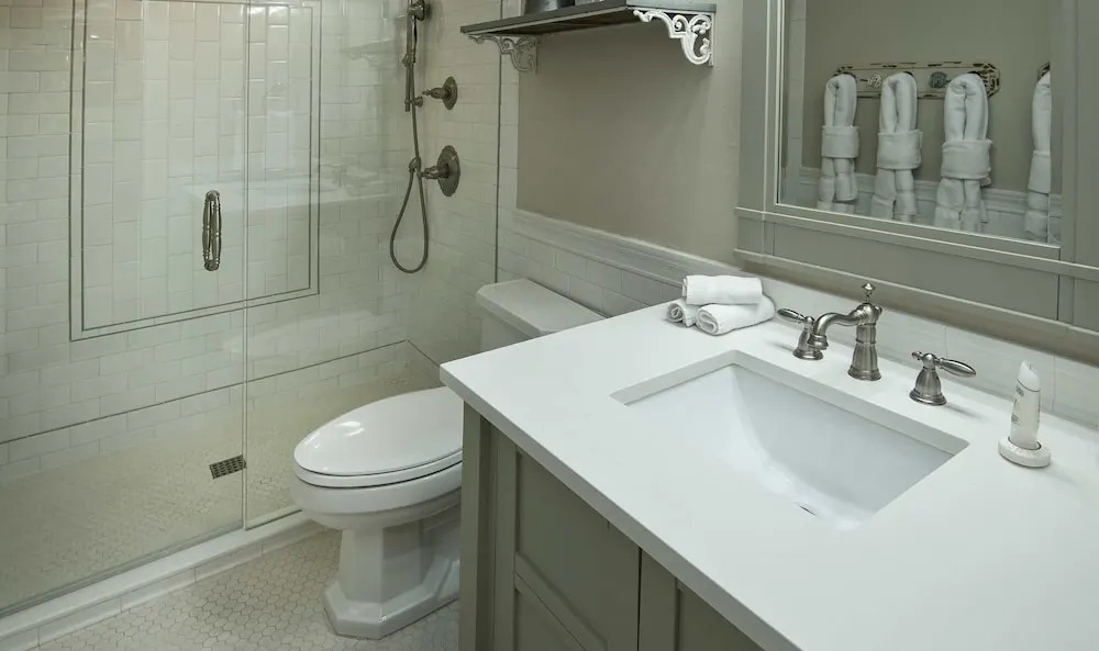 9 Vail Rd. #26 3 Bedroom Condo by RedAwning
