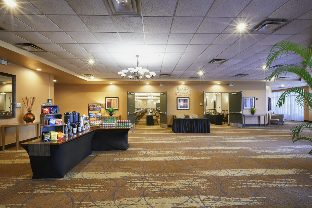 Embassy Suites by Hilton Phoenix Scottsdale