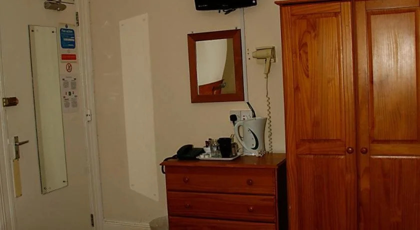Channel View Hotel