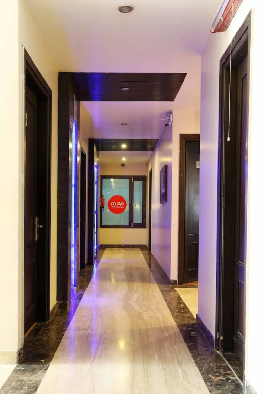 OYO 411 Hotel Relaxinn
