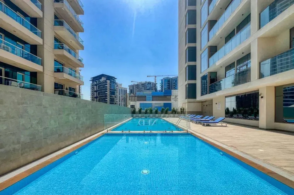 2BR Apt w Dubai Canal Views Near Burj Dubai Mall