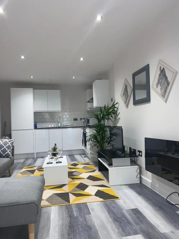 Fresh and Modern 2 Bed Flat Birmingham