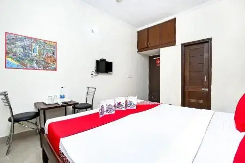 Satyam Home Stay By OYO Rooms