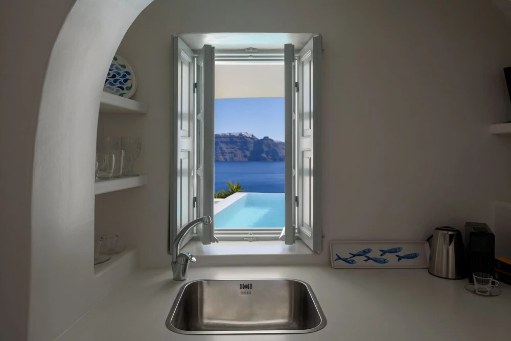 Lathouri Cave Villa