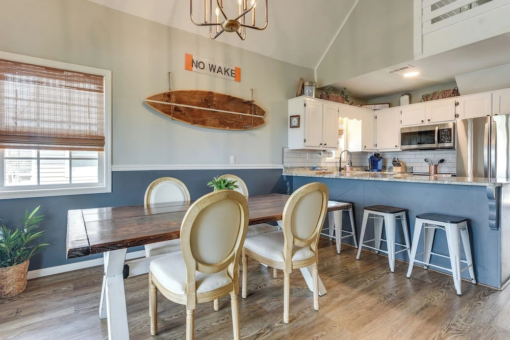 Gorgeous OIB Escape w/ Dock & Canal View!