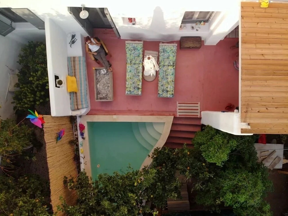3-bed House 10 Mins Walk to the Beach in Naousa