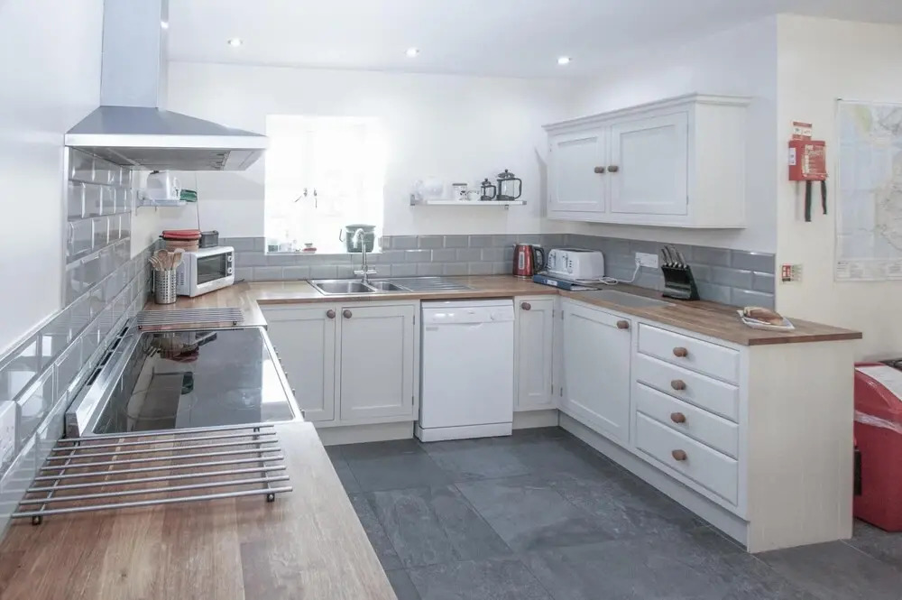 The Chaffhouse - 4 Bedroom - Llangenith