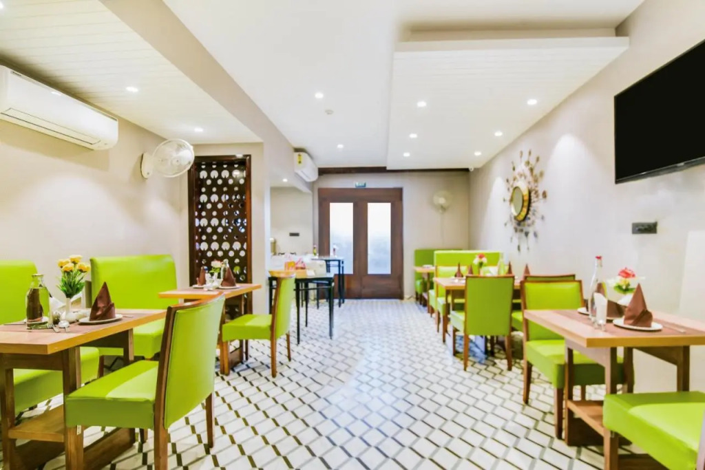 Hotel Bluestone Nehru Place by The Cosy Hotels