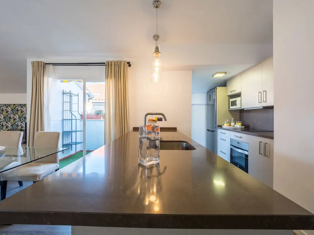 Penthouse Picasso Area