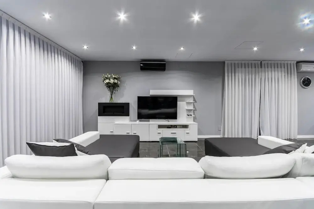 Luxurious Villa Iiheated Pool 200 Meters From The Beach Castelldefels-sitges