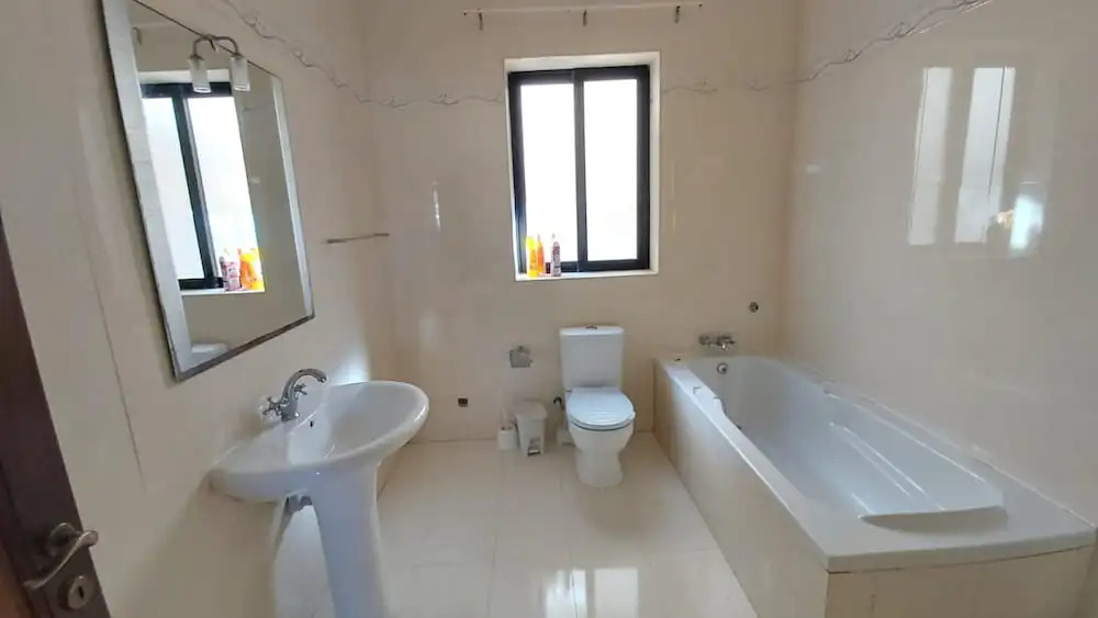 Apartment With 2 Bedrooms in Is-swieqi, With Wonderful Mountain View, Terrace and Wifi