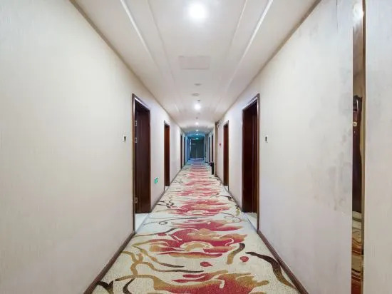 Gold Coast Hotel