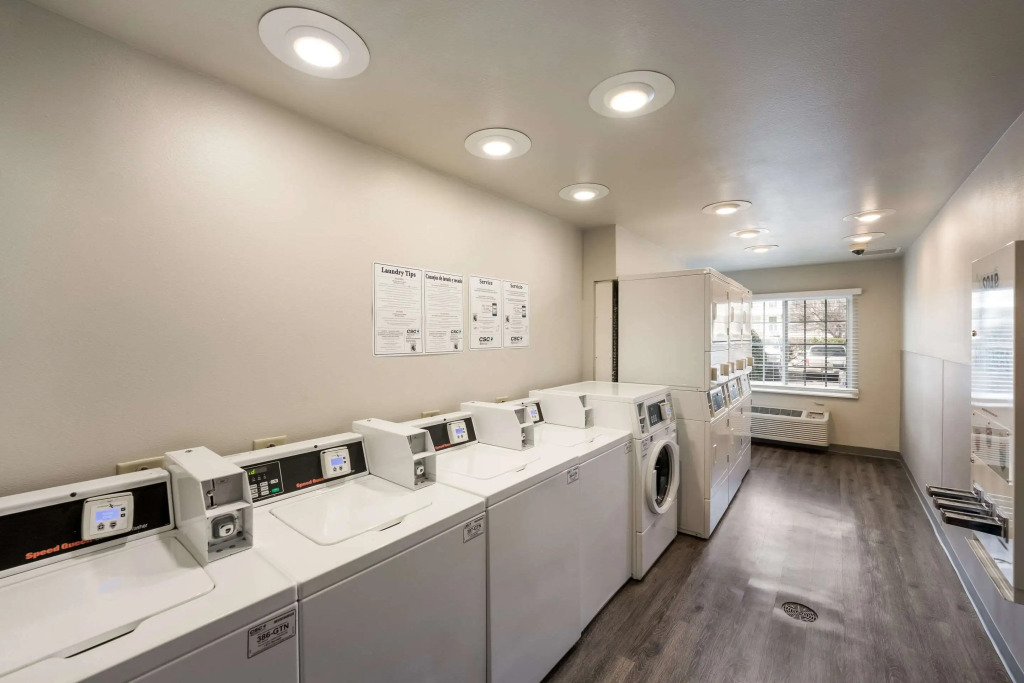 WoodSpring Suites Austin Northwest