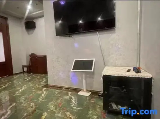 Zhuowei E-sports Apartment (Inner Mongolia Daily Saihan District People's Procuratorate)