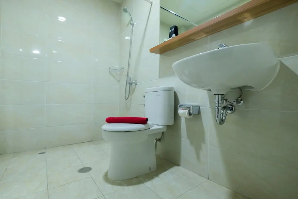 Best Location 1BR Mustika Golf Apartment