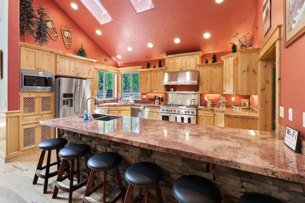 4 Red Fir 6 Bedroom Home