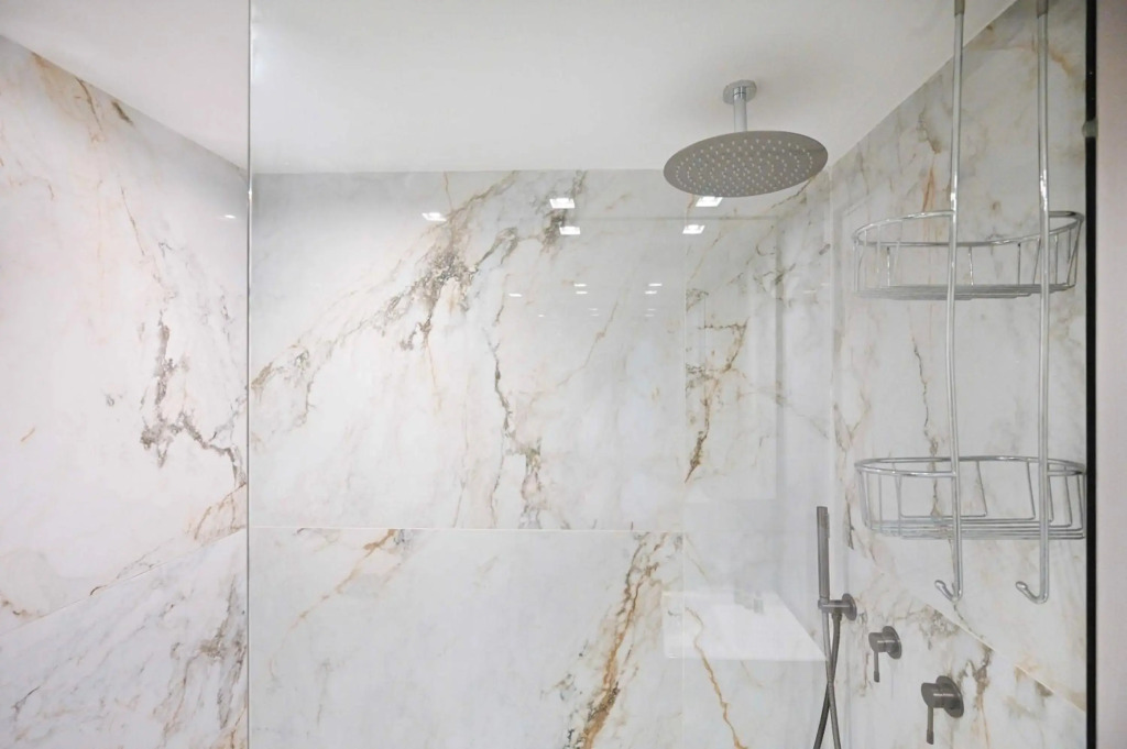 Chic Neve Tzedek 3BR & PARKING with Spacious Terrace - By BerryStays
