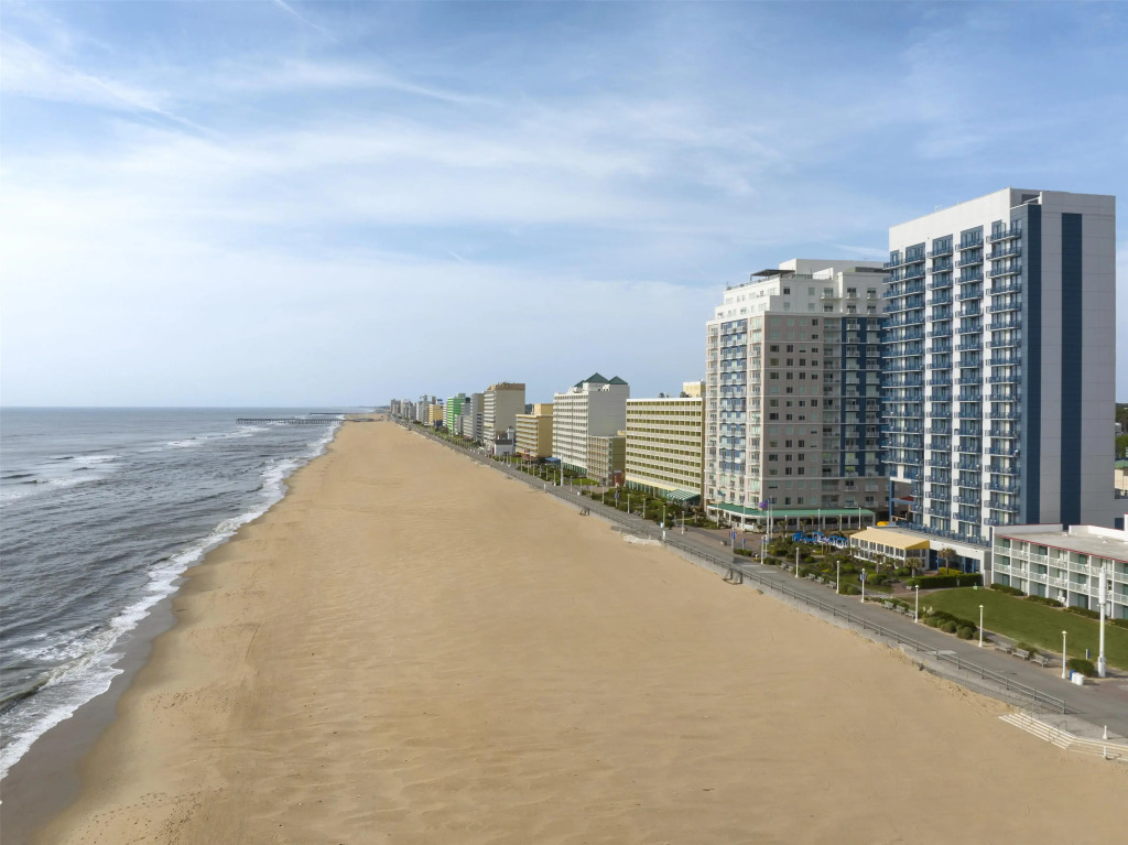 Hyatt House Virginia Beach / Oceanfront
