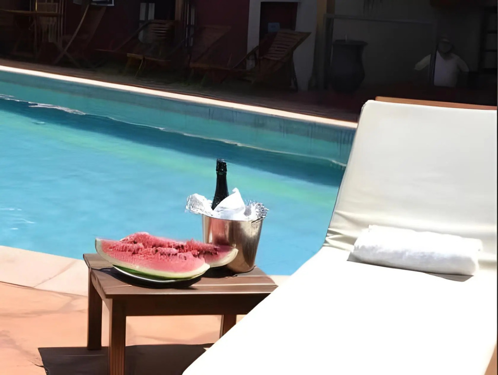 Passaros Suite Hotel