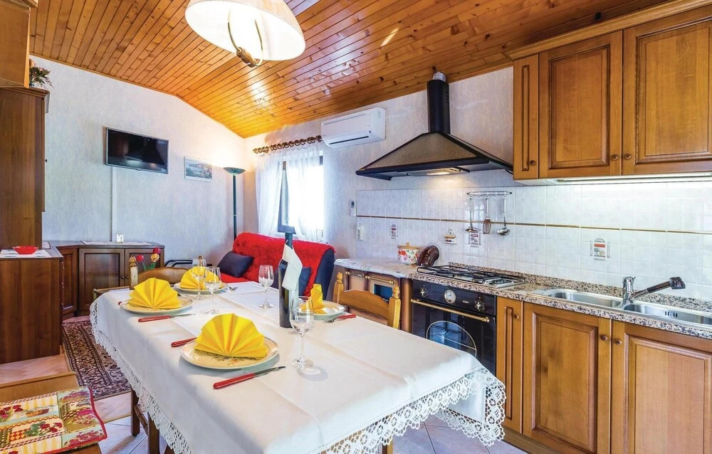 Nice Home in Lovran With Wifi and 1 Bedrooms