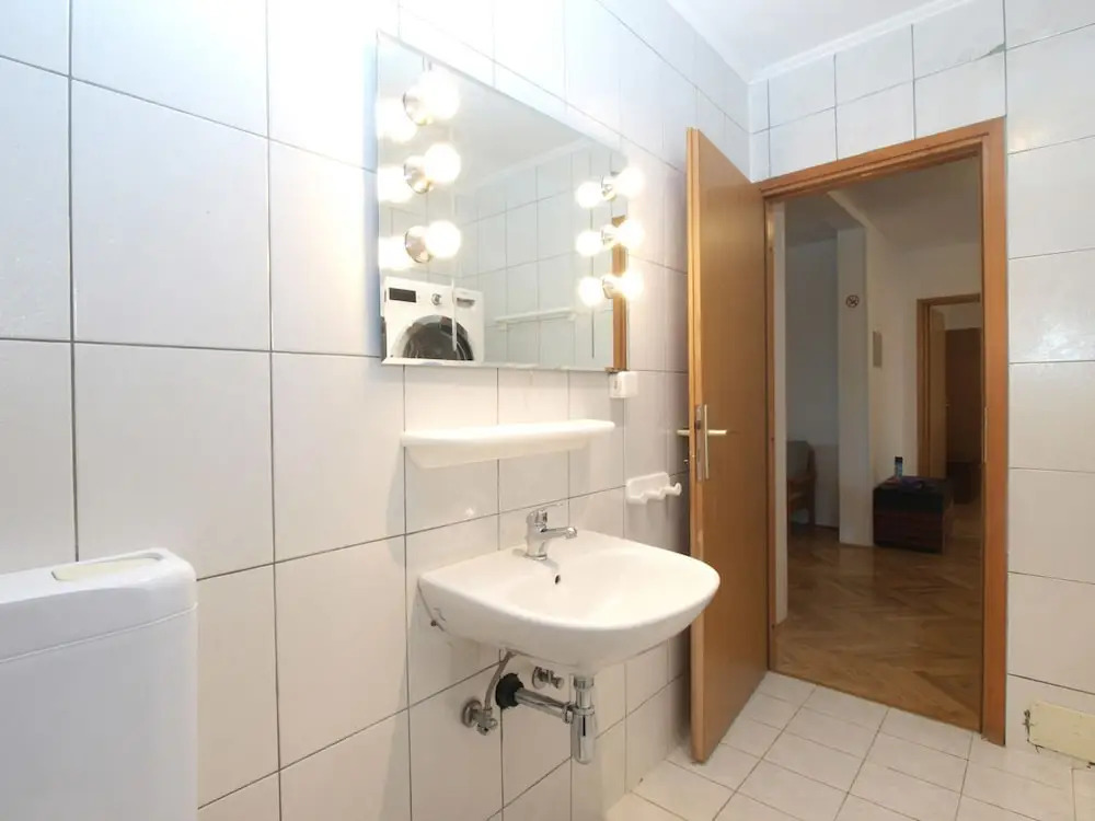 Apartment 1624