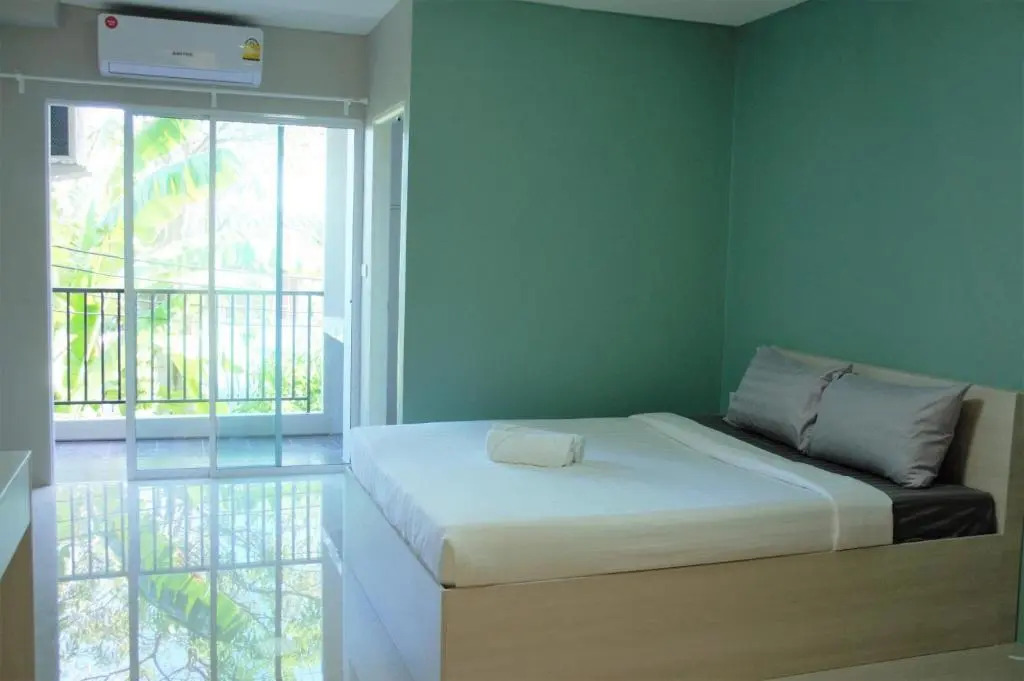 H12, The Stylish Apartment