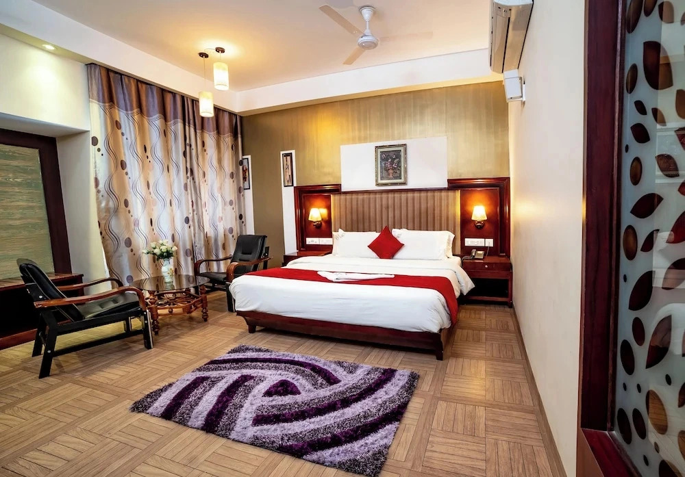 Hotel RKV Residency