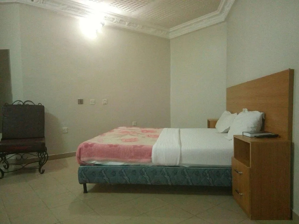 Serob Hotels