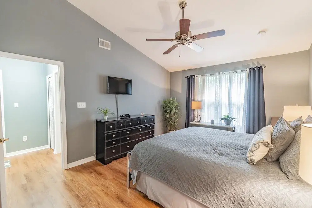 Near Theme Parks! Fabulous 3 BR Home, Star Wars Children's BR, Pool!