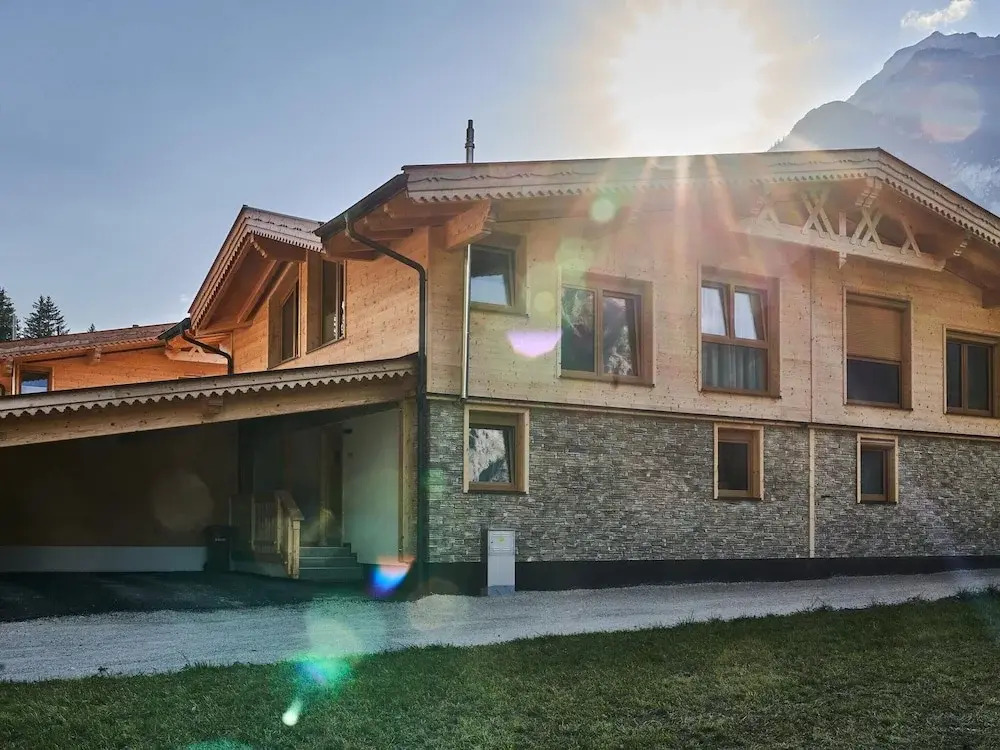 Apartment In Leutasch with garden