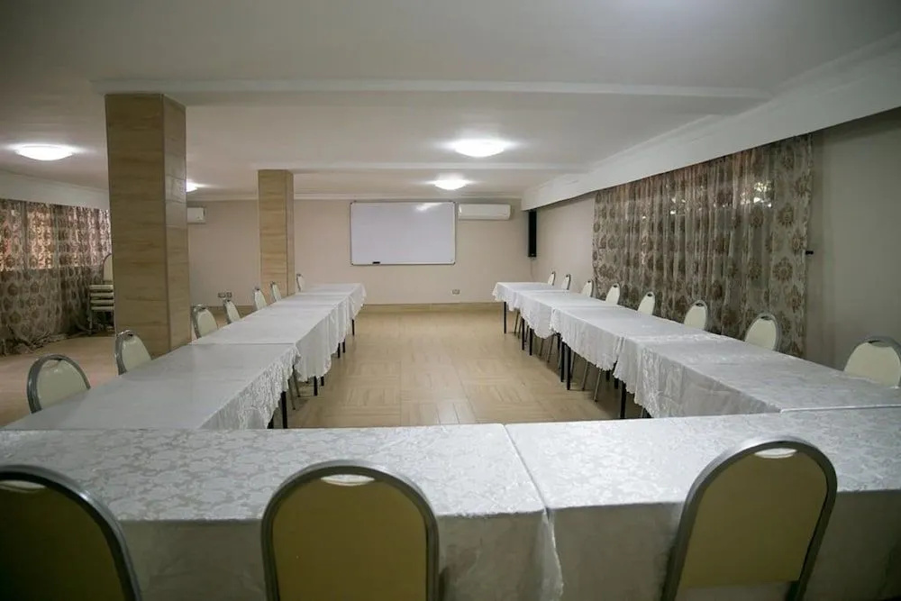 Aabiya Lodge