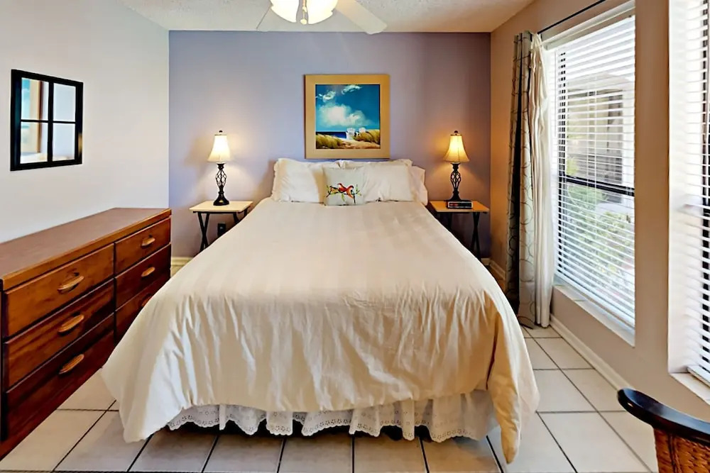 Fortuna Bay 1 - One Bedroom Condo