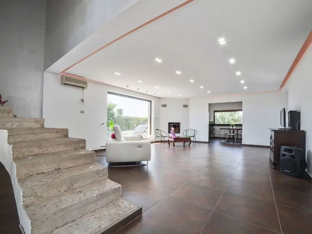 Villa in Nissoria with Private Pool