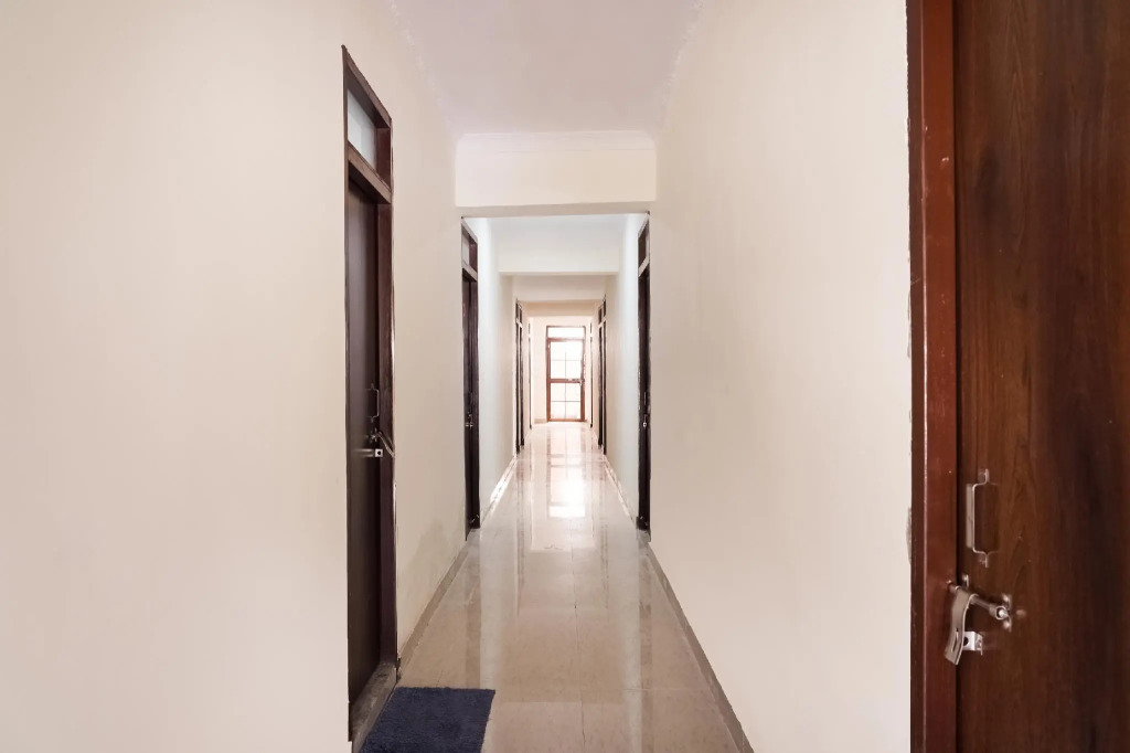 Collection O 62836 Hotel Mittal Tower