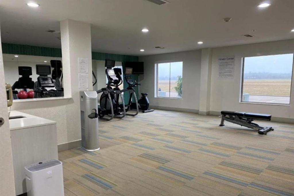 Holiday Inn Express and Suites Hotel - Pauls Valley by IHG