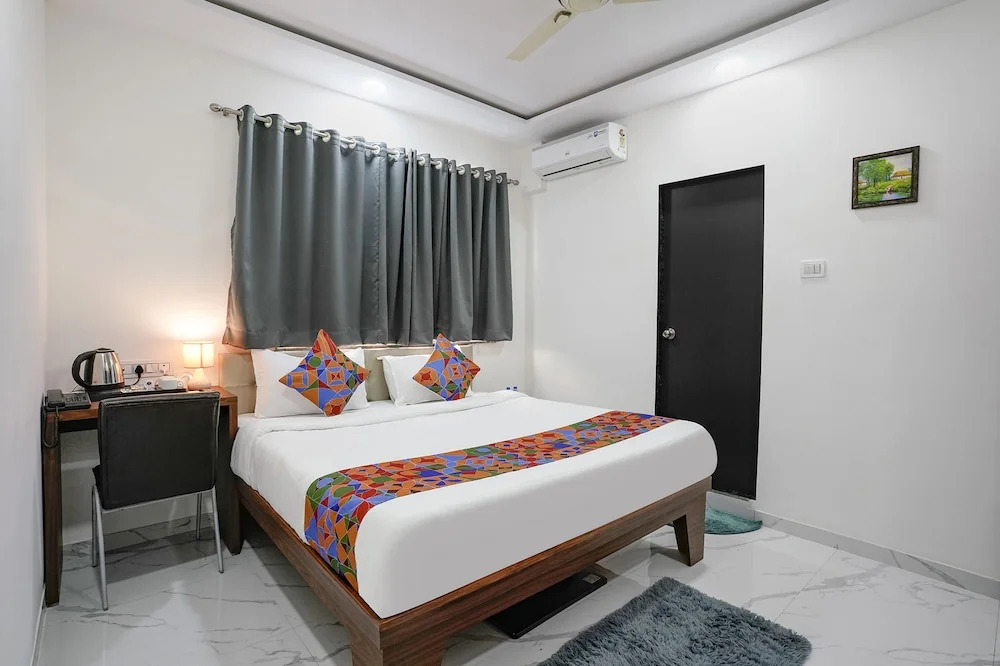 Fabhotel Fortuna Inn