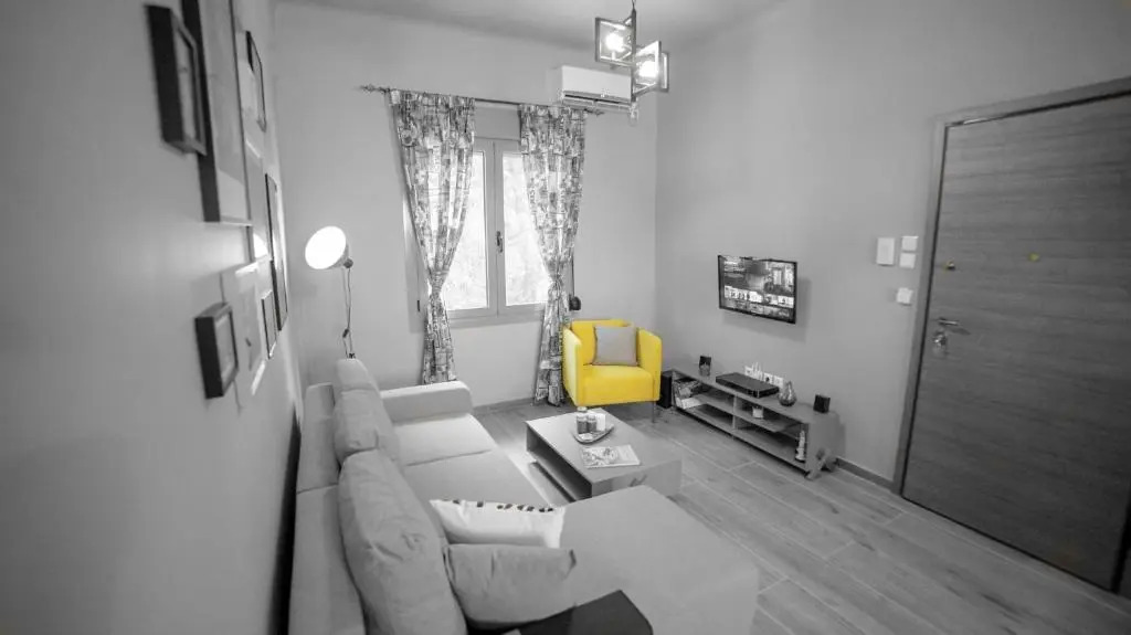 D16 Athens Apartment - 5' mins to Petralona Metro