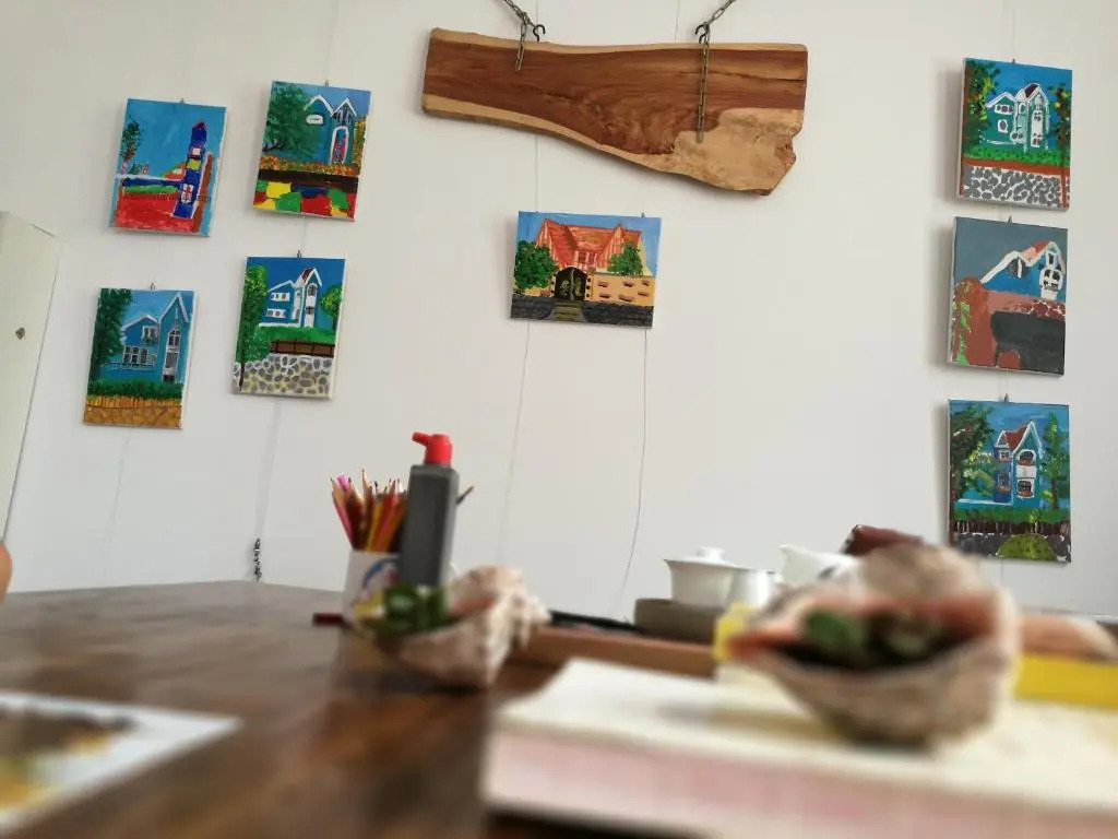 Qingdao 960 Painting Hostel