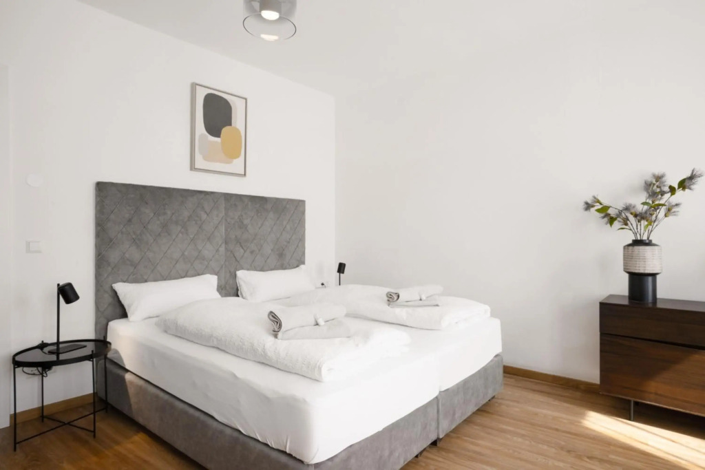 easy-flat Hauptplatz - City Center Apartments with a Kitchen